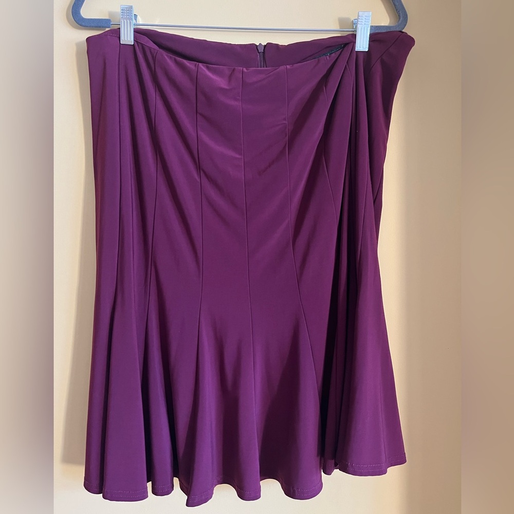 Cartise Beautiful Burgundy A-Line Skirt Size 16
